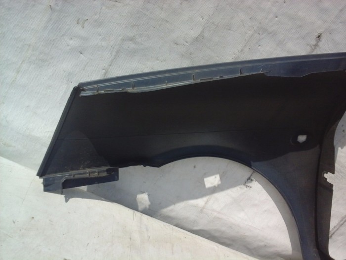 Aripa dreapta fata Renault Clio An 2001-2008 cod 8200595334 foto mare Aripa dreapta fata Renault Clio An 2001-2008 cod 8200595334 foto mare