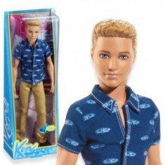 Barbie Papusa baiat Ken in camasa albastra foto