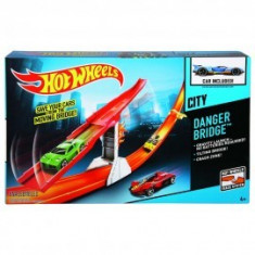 Pista City ? Podul Periculos - Hot Wheels foto