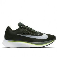 Adidasi Barbati Nike Zoom Fly 880848301 foto