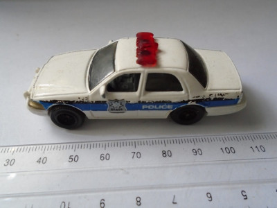 bnk jc Matchbox MB689 2006 Ford Crown Victoria - 1/71 foto