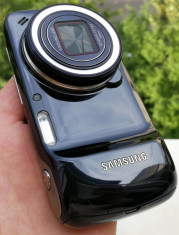 Samsung Galaxy S4 ZOOM foto