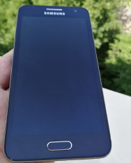 Samsung Galaxy A3 foto