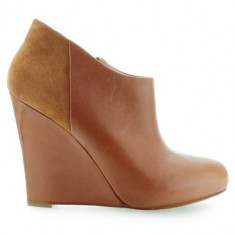 Botine Femei Guess Dawsyn Shootie Ankle Boot Cognac FL4DSYLEA09 foto