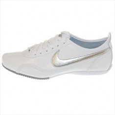 Pantofi Femei Nike Wmns Izanami 395762110 foto