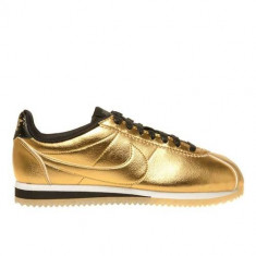 Pantofi Femei Nike Classic Cortez Leather SE 902854700 foto