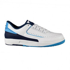 Pantofi Barbati Nike Jordan II Retro Low 832819107 foto