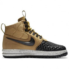 Ghete Barbati Nike Lunar Force 1 Duckboot 17 Gold Black 916682 701 916682701 foto