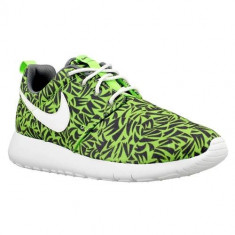 Pantofi Copii Nike Roshe One Print GS 677782009 foto