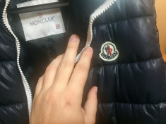 Vand vesta MONCLER - M foto