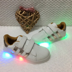 Adidasi cu LED albi aurii tenisi scai pantofi sport fete baieti 33 foto