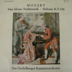 MOZART : Eine kleine Nachtmusik * Sinfonie K.V. 136 ( vinil )