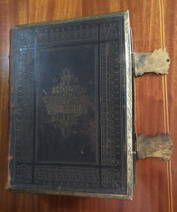 THE HOLY BIBLE (1871 - CROMO-LITOGRAFII COLOR SI FERECATURI DE METAL - SUPERBA!) foto