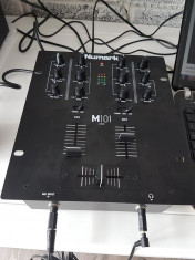 Mixer DJ Numark M101 USB foto