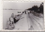 bnk foto - Pe malul Dunarii la Crisan - 1966