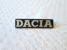 Sigla veche autoturism DACIA , emblema Dacia de colectie foto