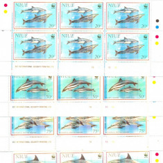 209=NIUE-1993-WWF-Blocuri de 9 timbre nestampilate -Delfini,stare MNH