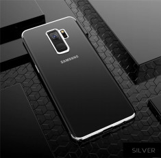Husa Samsung S9 plus, silicon, anti-amprenta, transparent si argintiu, GD821 foto