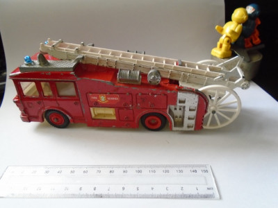 Bnk jc Dinky 266 ERF Fire Tender foto