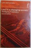 Law in a changing society /​ W. Friedmann, 1964