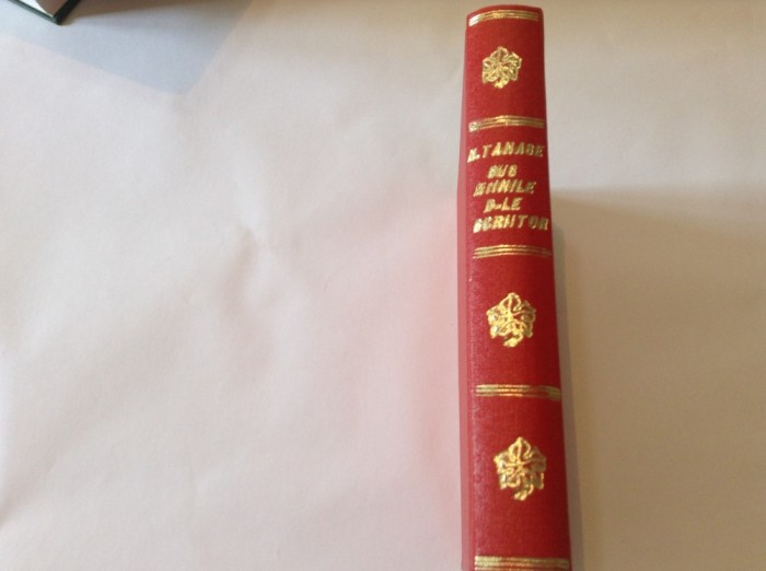 Sus miinile, domnule scriitor NICUTA TANASE-R1