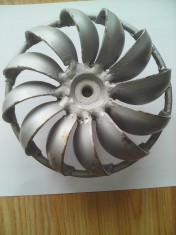 Rotor turbina hidro Pelton sau Turgo foto