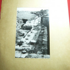 Fotografie de Expozitie de Bujor Expectatus 1958-Histria- Zid Elenistic,16x10cm