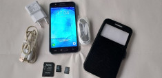 Smartphone SAMSUNG Galaxy J5 2015 foto