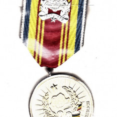 Medala 25 de ani de la proclamarea Republicii 1947-1972 in folie plastic