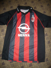 Tricou al Echipei Fotbal AC Milan , Jucator Inzaghi nr 9 foto