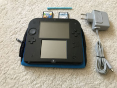 Nintendo 2DS + husa si incarcator originale + stilou + 2 jocuri educative foto