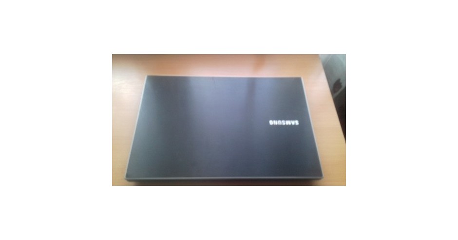 Laptop Samsung: 8GB Ram, AMD A6-3410 APU 1.60Ghz. | arhiva Okazii.ro