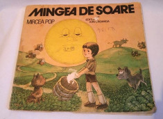 DD - MINGEA DE SOARE / FORMAT MEDIU /ILUSTRATA FRUMOS DE VASILE OLAC /1983 foto