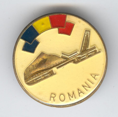 BOB ROMANIA - Insigna CONCURS Sport de Iarna 1970&amp;#039;s - 3 cm, SUPERBA foto