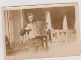 FOTOGRAFIE-ACORDEONISTUL -1948