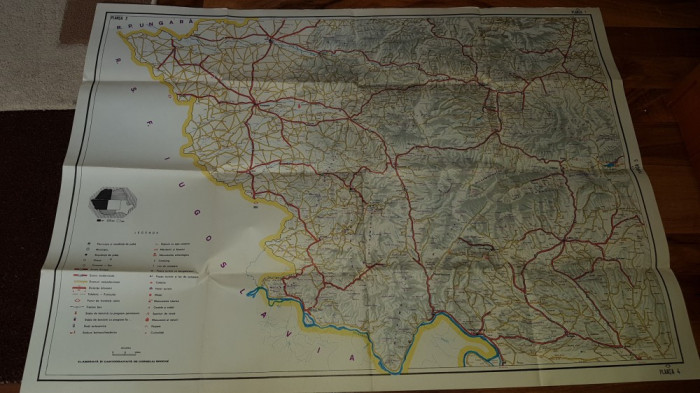 harta turistica a romaniei format mare din anii &#039;70 - 2 planse din 6( 1 si 2 )