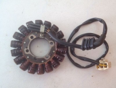 Stator Honda CBR900RR 954RR (SC50) 2002-2003 foto