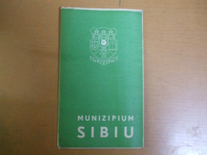 Sibiu ghidul turistic al miniciupiului cu harta color trasee text limba germana
