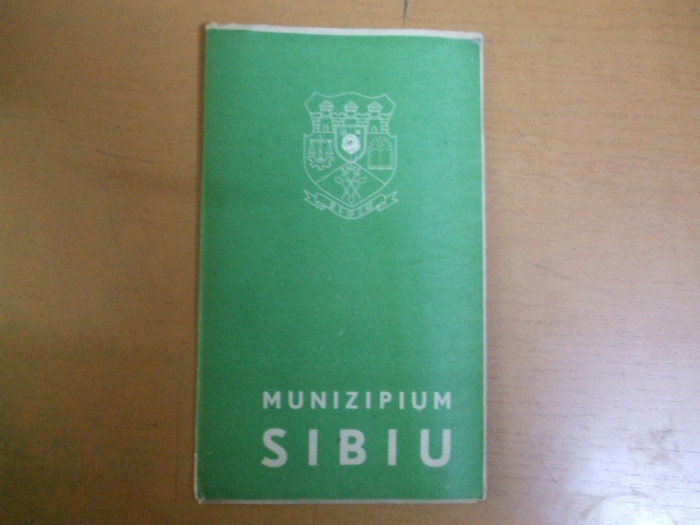 Sibiu ghidul turistic al miniciupiului cu harta color trasee text limba germana