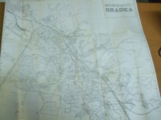 Oradea municipiul 1980 harta Bisca Costea Bucureanu 60 x 60 cm alb - negru foto