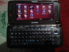 Nokia E90 Communicator cu mici defecte. foto
