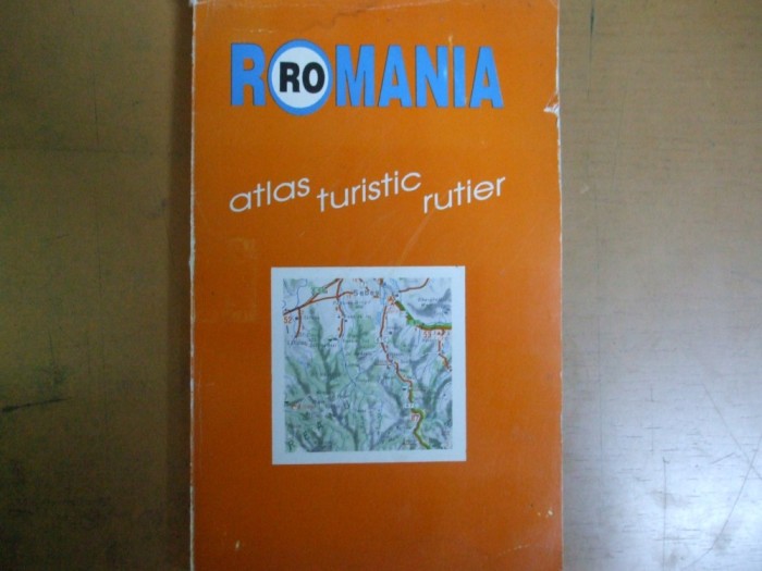 Romania atlas turistic rutier 164 harti color 032