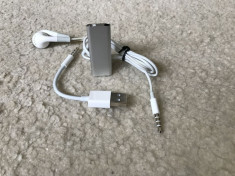 Ipod Shuffle 3rd gen de 2 GB+Casti Apple+cablu(baterie 10 ore la volum maxim ) foto