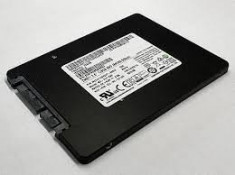 SSD SAMSUNG ULTRA SLIM 128 GB, model CM871, garantie foto