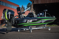 Barca bass Nitro Z18 cu motor 150CP si peridoc foto