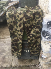 pantaloni de camuflaj militari foto