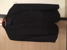 Vand costum Hugo Boss barbati culoare neagra foto