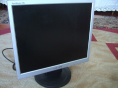 LCD Samsung 17 inch Syncmaster 720n foto