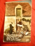 Ilustrata - Folclor - Postas ridica&quot;accidental&quot; fusta unei tinere-1961
