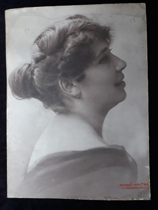 FOTOGRAFIE VECHE ARTISTICA - PORTRET PROFIL - FOTO SZABO ES TSA - TARGU MURES foto mare FOTOGRAFIE VECHE ARTISTICA - PORTRET PROFIL - FOTO SZABO ES TSA - TARGU MURES foto mare